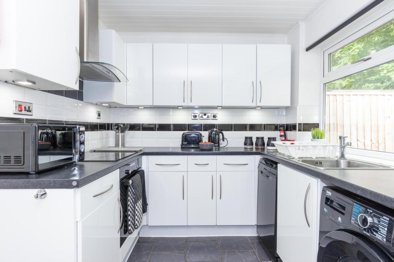 Capri 13 Sa - 3 Bedroom House Close To Loughborough University, Ev Car Facilities, Free Parking, Free Wifi - Ask For Contractor Rates! Экстерьер фото